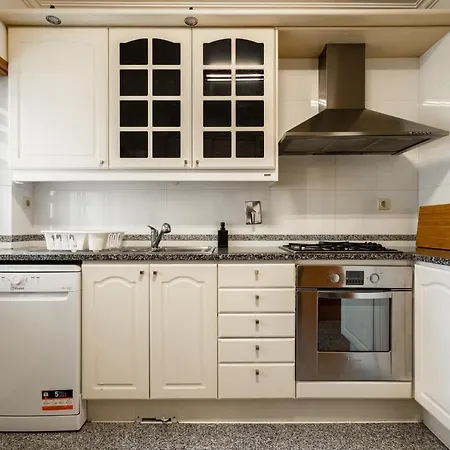 Apartment Akicity Santa Apolonia Green Lisbon